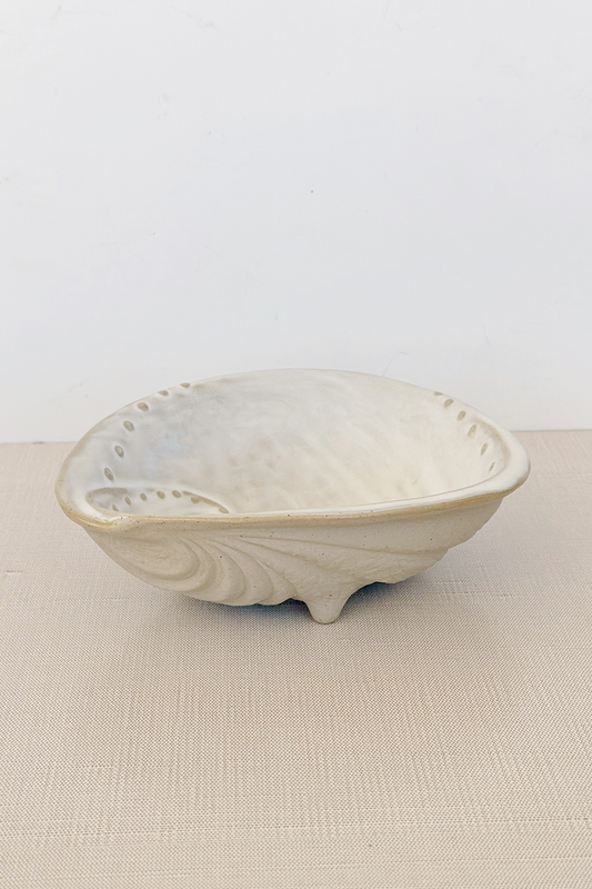 Stoneware Shell Bowl