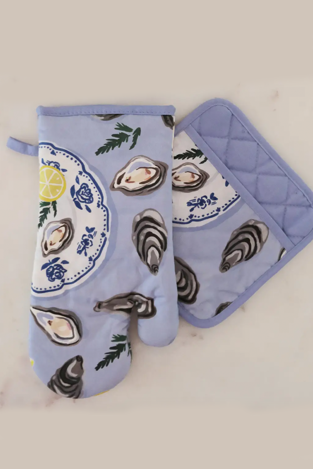 Oyster Oven Mitt & Pott Holder Set