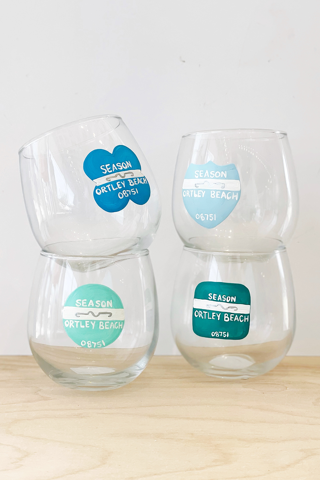 Beach Badge Wine Glass