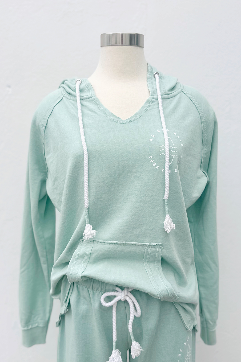 No Bad Days DTS Pullover