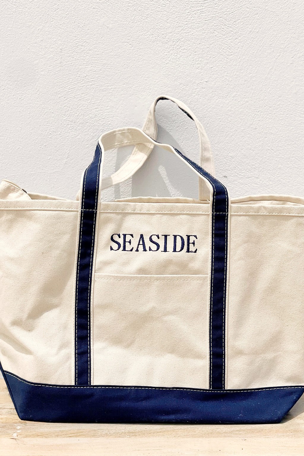 Shore Town Boat Tote